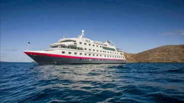 Santa Cruz II Adult Only Expedition Ship